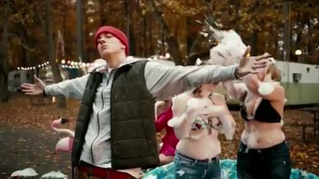 Skylar Grey Ft. Eminem - C'mon Let Me Ride (Official Music Video)