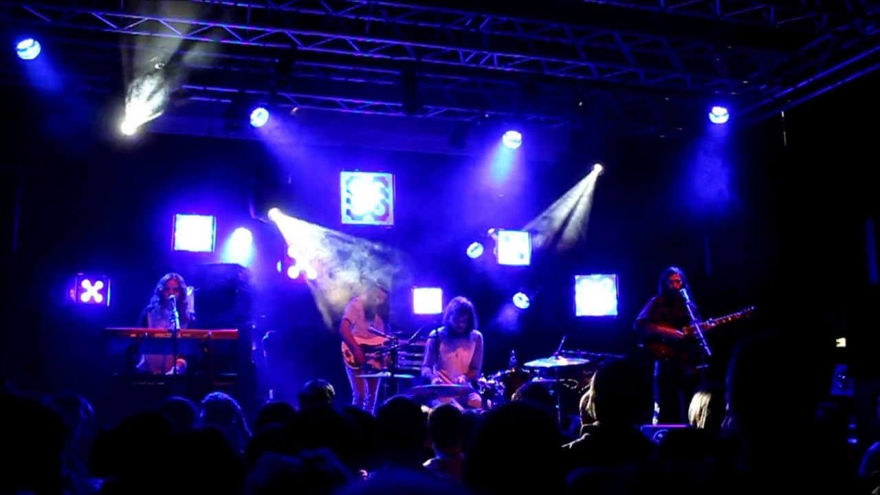 Hola A Todo El Mundo - live@Transmusicales Rennes 2012