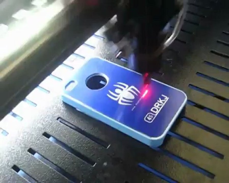 laser engraving on Iphone