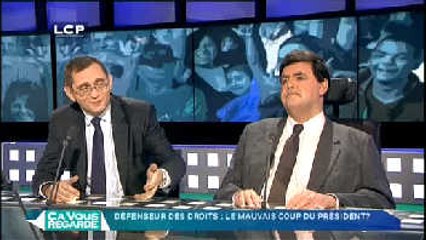 Ça Vous Regarde - Le débat : Défenseur des droits : le mauvais coup du Président ?