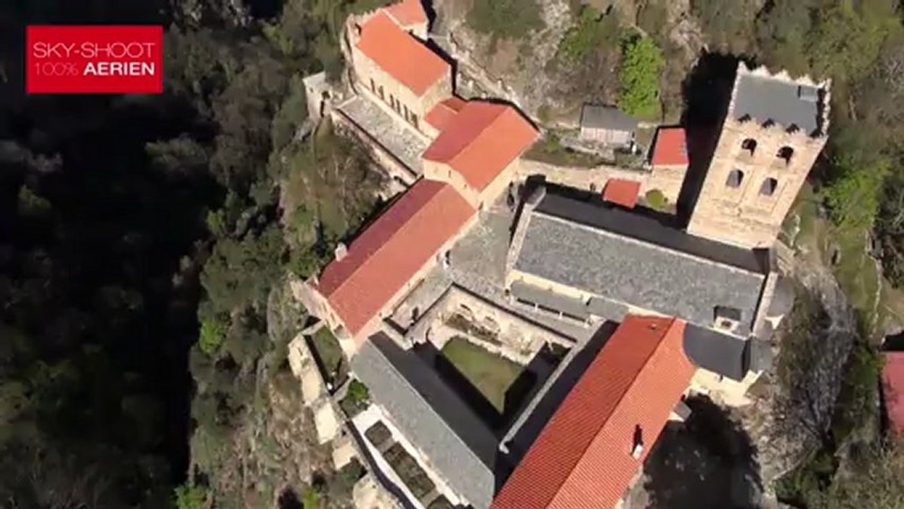 Cap Sud Ouest sur les Pyrénées Orientales en drone.