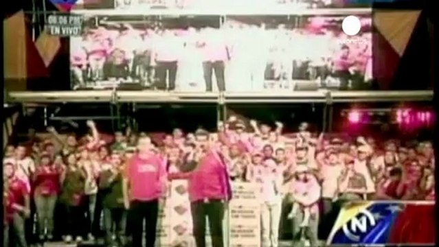 Venezuela's Chavez improving after cancer surgery