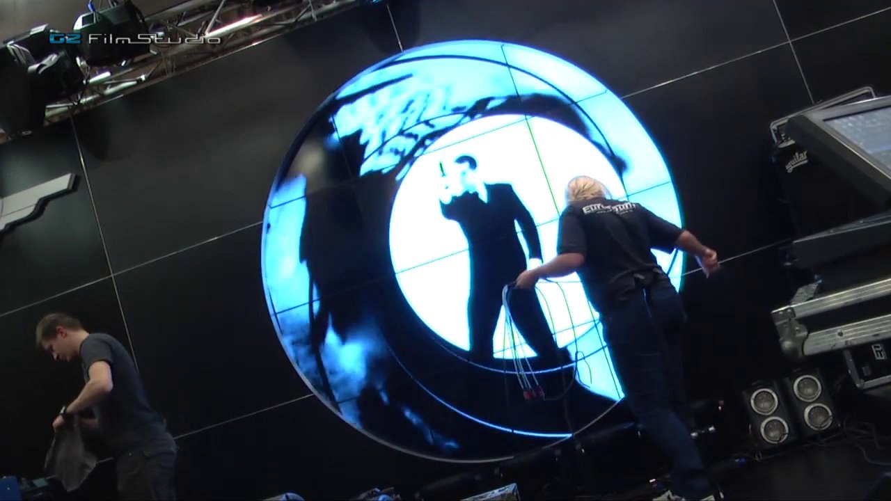 James Bond po polsku