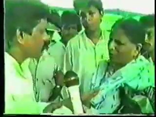 Why People Love Altaf Hussain ? MQM - Muft Bazaar 1 of 4