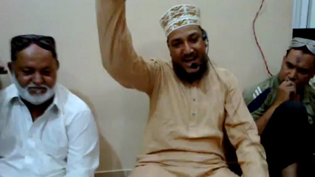 Mahana Mehfil-E-Giyarhween Shareef.NAAT - KHAWAN FAKHAR UDDIN QADRI( Khizra Naat Academy )