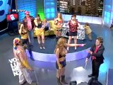 Karen  tiene un pequeño accidente