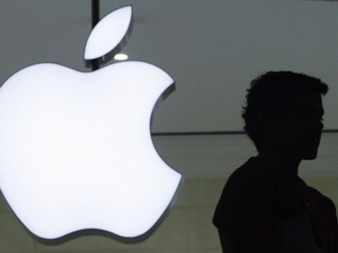 U.S. Stocks Drop With Apple as 'Fiscal Cliff' Looms