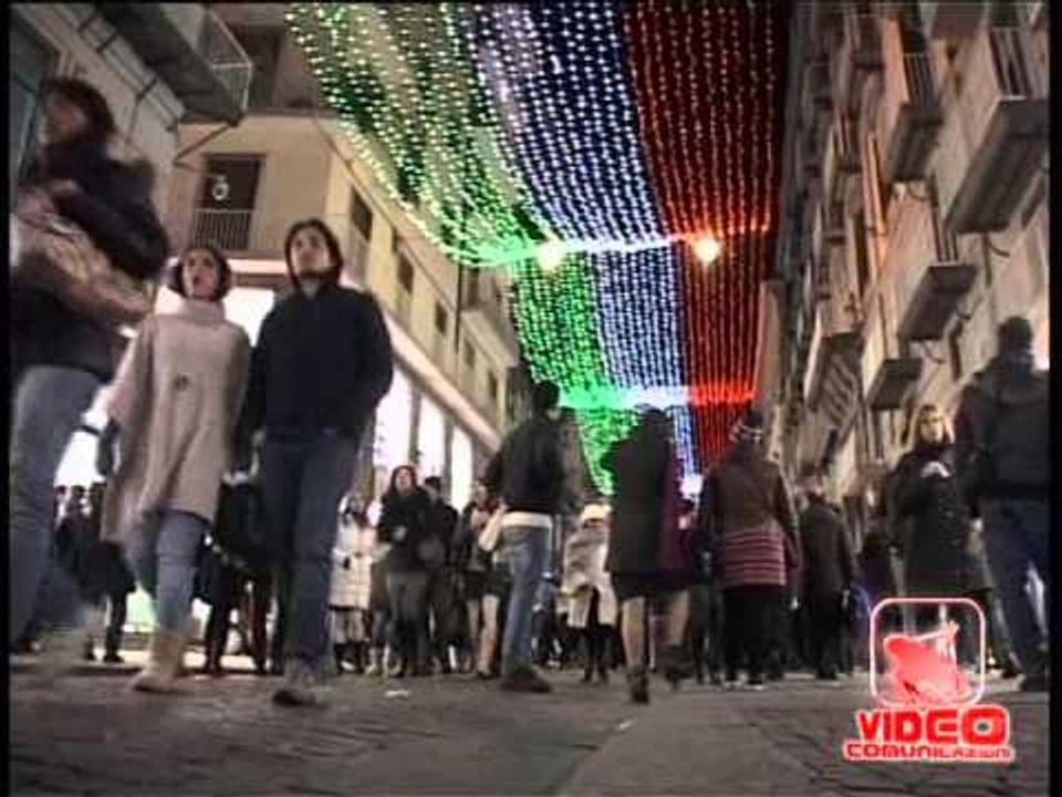 Napoli - Il Sindaco De Magistris e il Presidente della CCIAA inaugurano luminarie natalizie