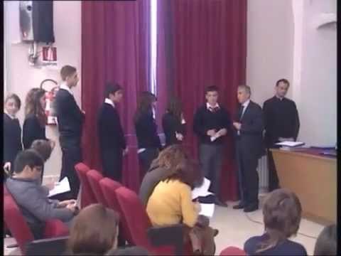 Maddaloni (CE) - E gli studenti del Villaggio volano......nello spazio!! (22.11.12)