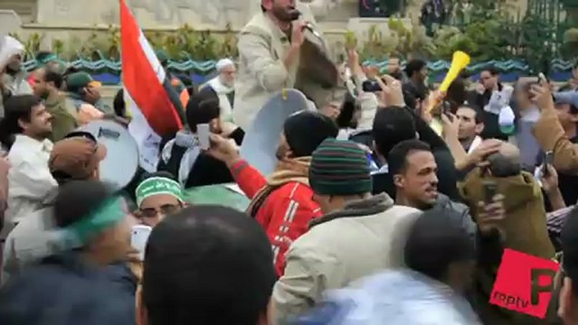 Il Cairo, ecco i manifestanti del fronte del SI al referendum costituzionale egiziano