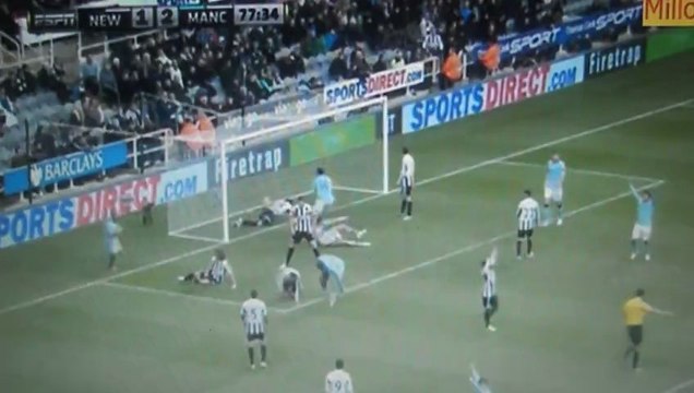 Gol de Yaya Touré Newcastle 1-3 Manchester City