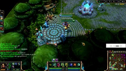 Nidalee double kill son coéquipier... - League of legends