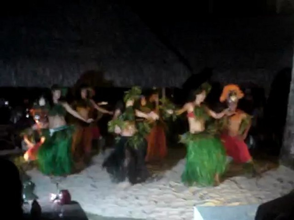Polynesie Francaise-Danses