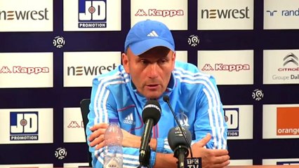 Baup dénonce son calendrier