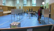 Giappone al voto: favoriti i conservatori di Shinzo Abe