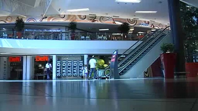 cei e confesercenti contro le aperture domenicali