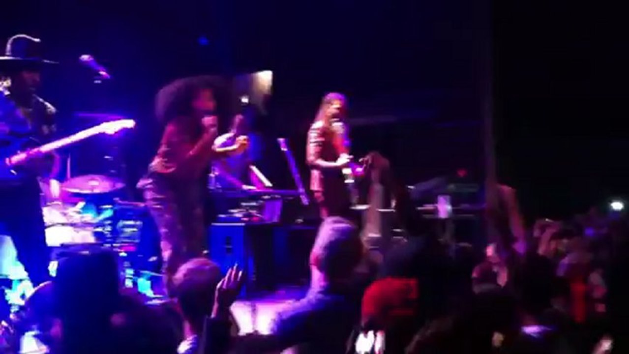 Solange - Losing You @ Bowery Ballroom 12.11.12