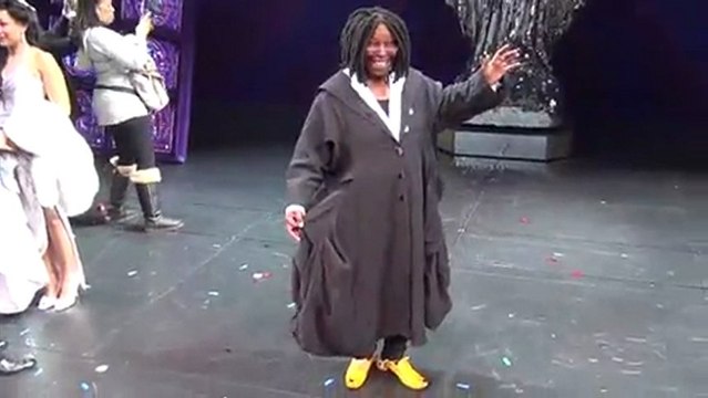 Whoopi Goldberg - Finale Sister Act