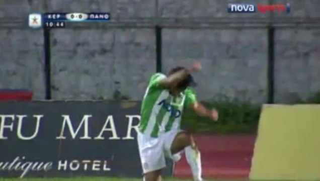 Marama Vahirua à l'origine et à la finition d'un superbe but collectif !