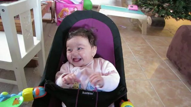 Rires Bérénice 4 mois