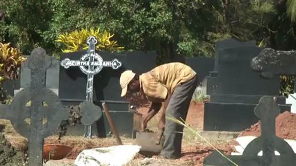 Body of royal hoax nurse arrives in India