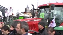 VESOUL : LES TRACTEURS DANS LA VILLE