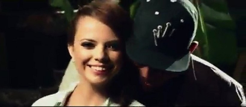 JKing Y Maximan Ft. 3Ball MTY - La Noche Está De Fiesta (Official Music Video)