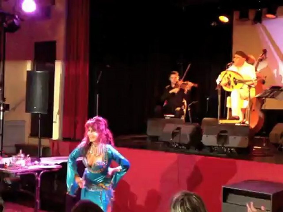 Calligraphie arabe-Musique-Danse