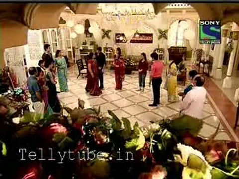 Love Marriage Ya Arranged Marriage - 17th December 2012 part 3