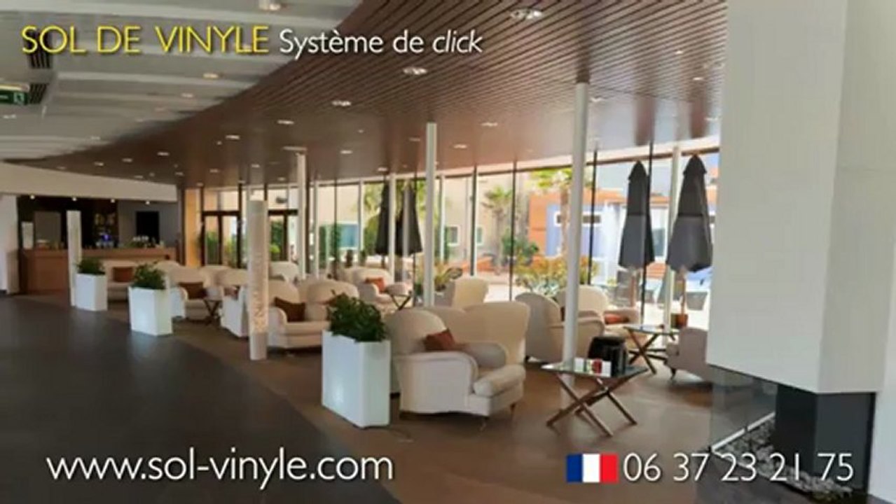 Parquet de vinyle. Sol de vinyle pour la cuisine