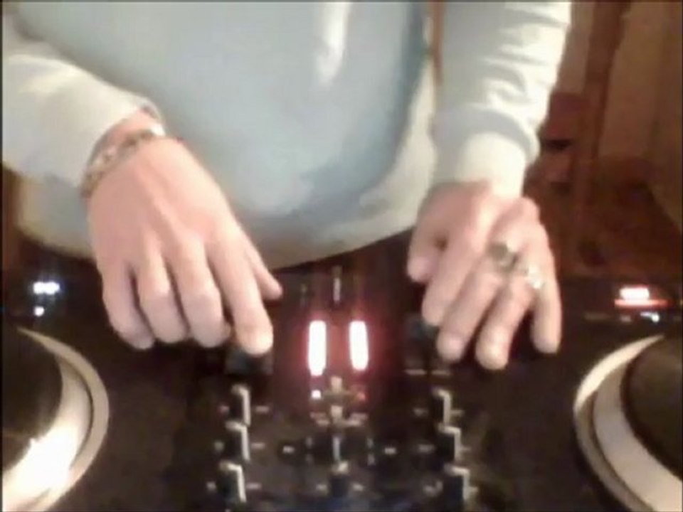 Essai de sik pour la pose de la sono aux tournois de foot a sézanne