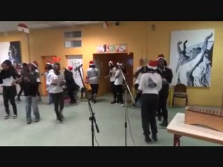 Spectacle au Collège Jean de la Fontaine