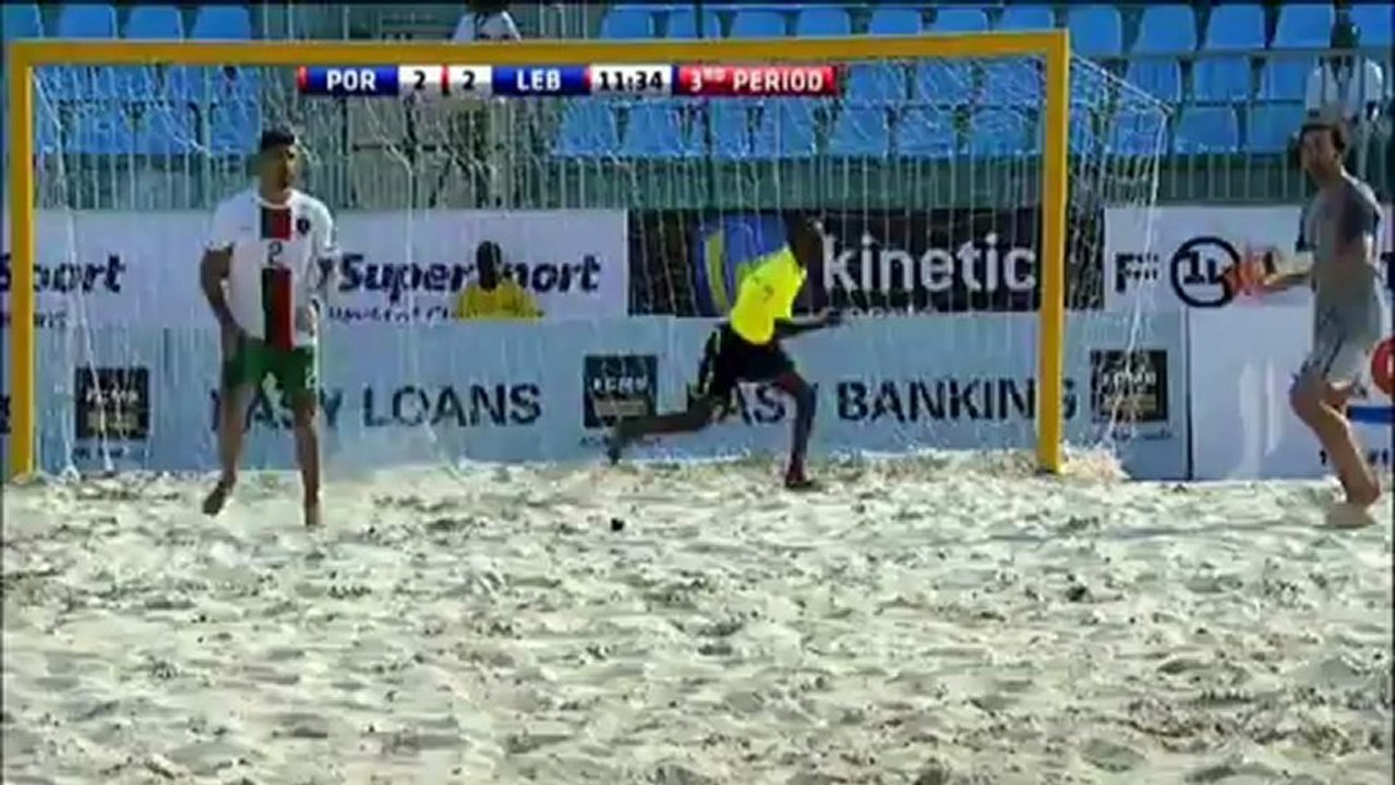 Fútbol Playa - Impresionante cabezazo desde 40 metros