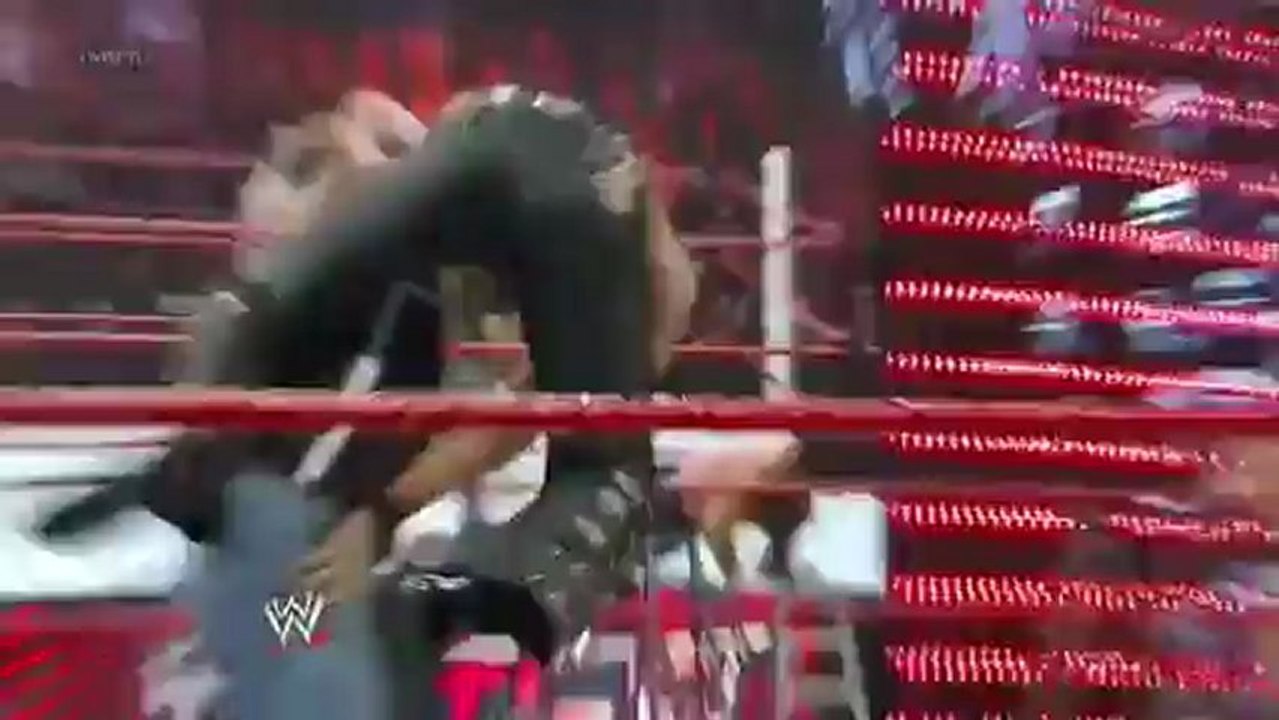 6-Man Tag Team Match - WWE TLC 2012