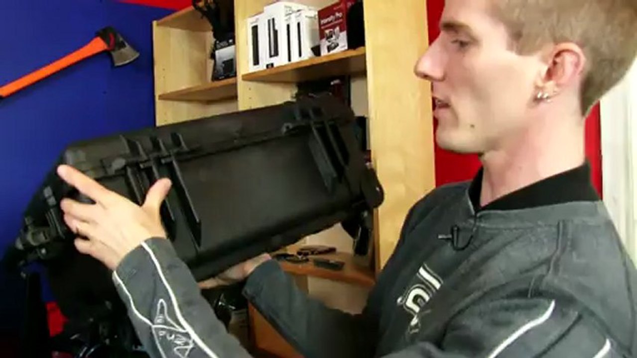 Pelican 1510 Waterproof Carry Case Unboxing & First Look Linus Tech Tips