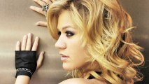 Music Icon Kelly Clarkson Is Engaged To Brandon Blackstock! [HD]