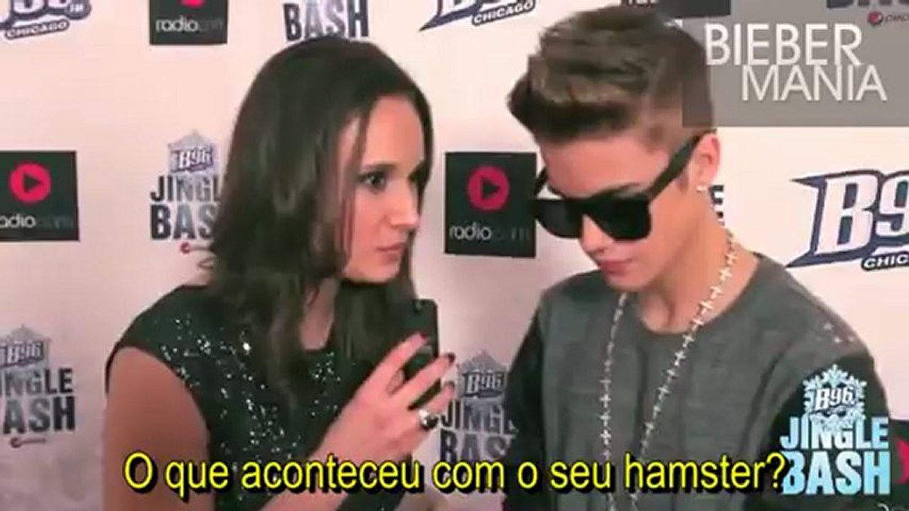 Showbiz Shelly Interviews Justin Bieber Backstage at the  Chicago’s B96 – 96.3 FM - LEGENDADO