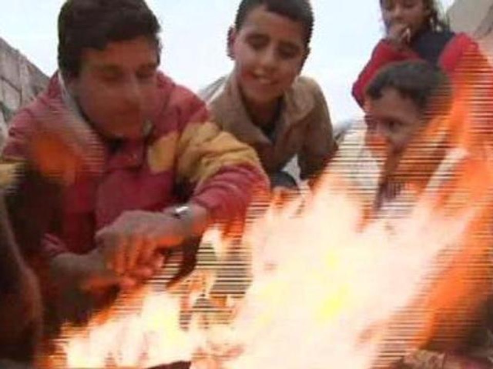 Syrian refugees brace for harsh winter