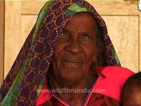 1326.Siddhi Woman in Gujarat.mov