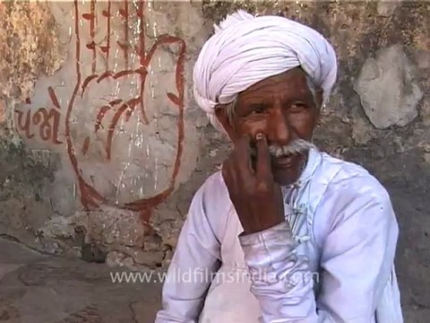 1328.Moustache of Maldhari Man in Gujarat.mov