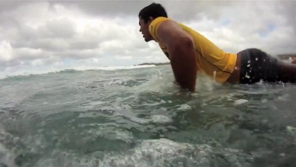 Derek Rabelo, le surfeur aveugle de 19 ans