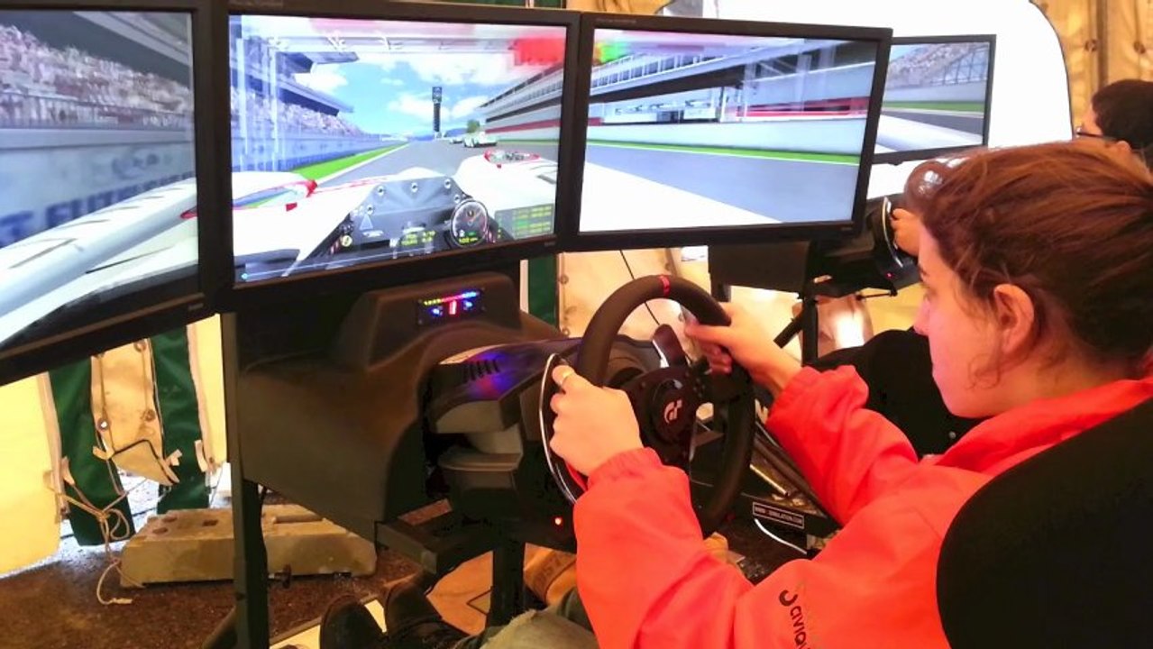 Simulateur F1 - Zen Organisation simulateur formule 1 4d pour team building