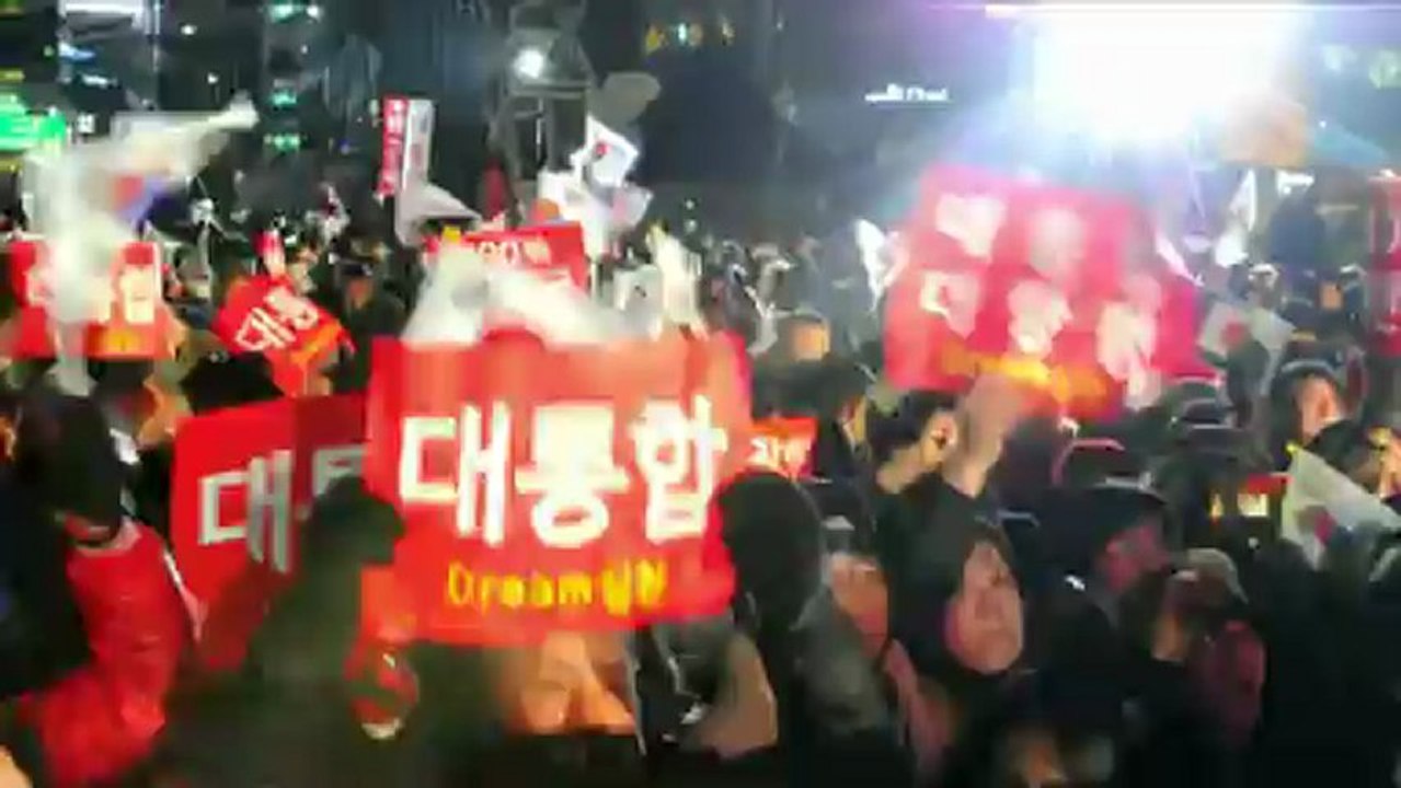 S. Korea presidential rivals in final push for votes