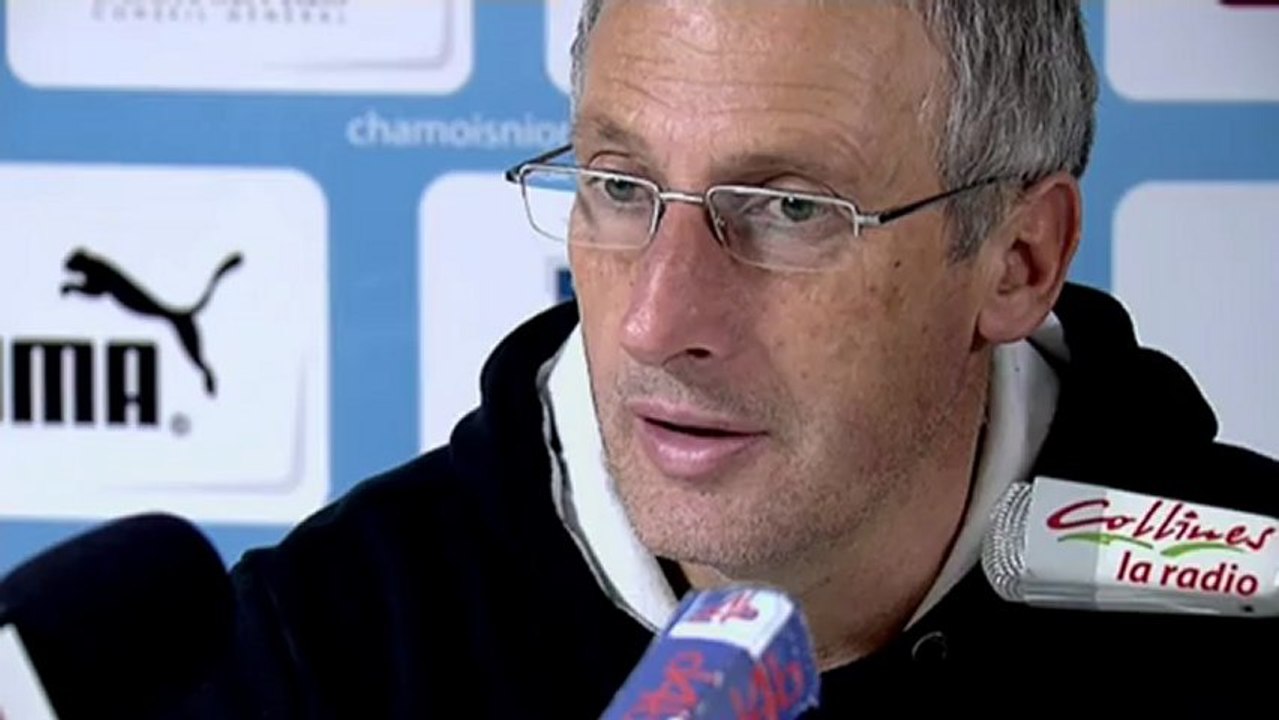 Conférence de presse Chamois Niortais - CS Sedan : Pascal GASTIEN (NIORT) - Laurent  GUYOT (CSSA) - saison 2012/2013