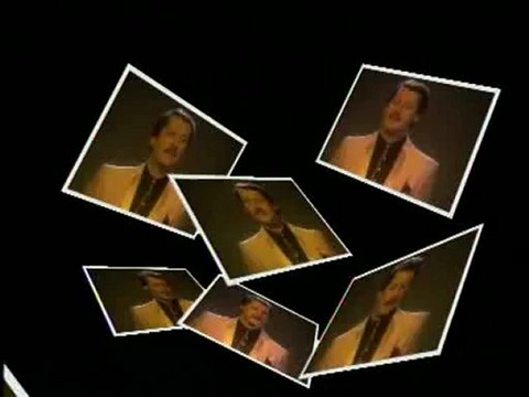Ahmet Özhan - Hiç Bir Şeyde Gözüm Yok