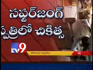 Sonia Gandhi visits gangrape victim in hospital