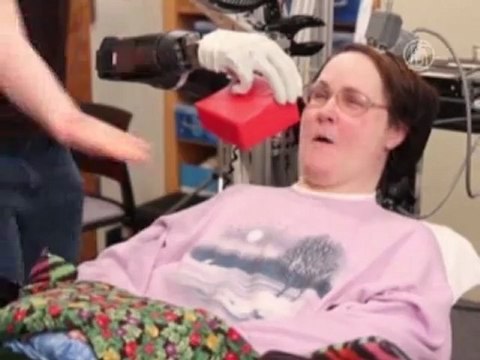 Ученые создали роборуку, подчиняющуюся силе мысли