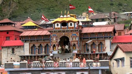 2140.Badrinath Temple.mov