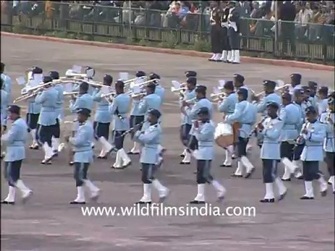 2412.Beating of the Retreat.mov