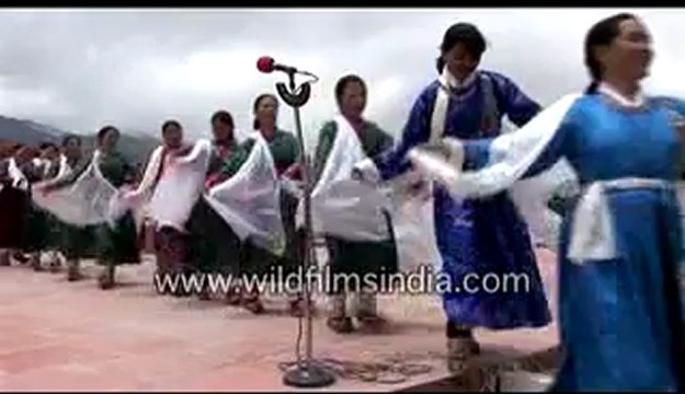 Ladakhi folk dance in Leh!